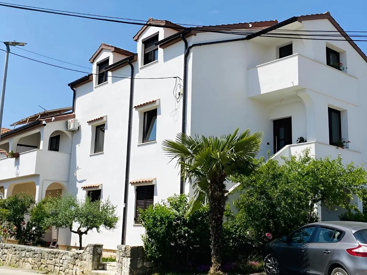 Apartmani Ana Borovac Funtana Διαμέρισμα